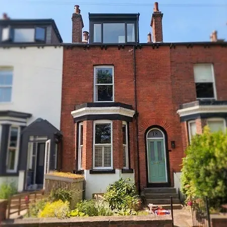 Stylish Victorian House With Garden In Chapel Allerton * Leeds (West Yorkshire)