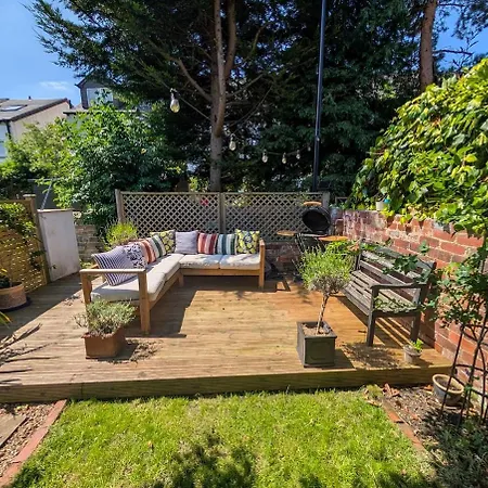 Stylish Victorian House With Garden In Chapel Allerton * Leeds (West Yorkshire)